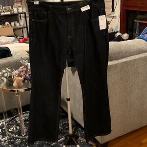 Old Navy women’s dark wash Anna Sui bootcut jeans. Size 18 NWT